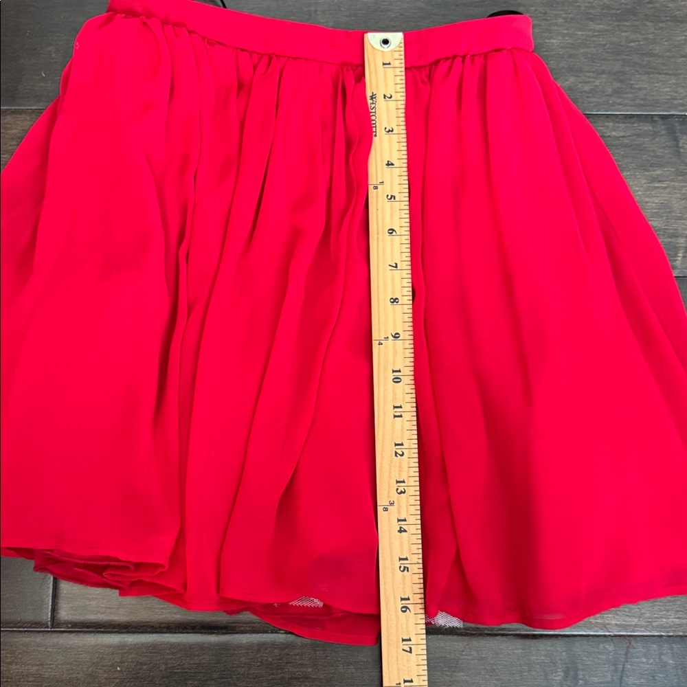 B. Darlin Red 2-Piece Embellished Prom Homecoming Formal Dress - Size 1/2 - Picture 12 of 13